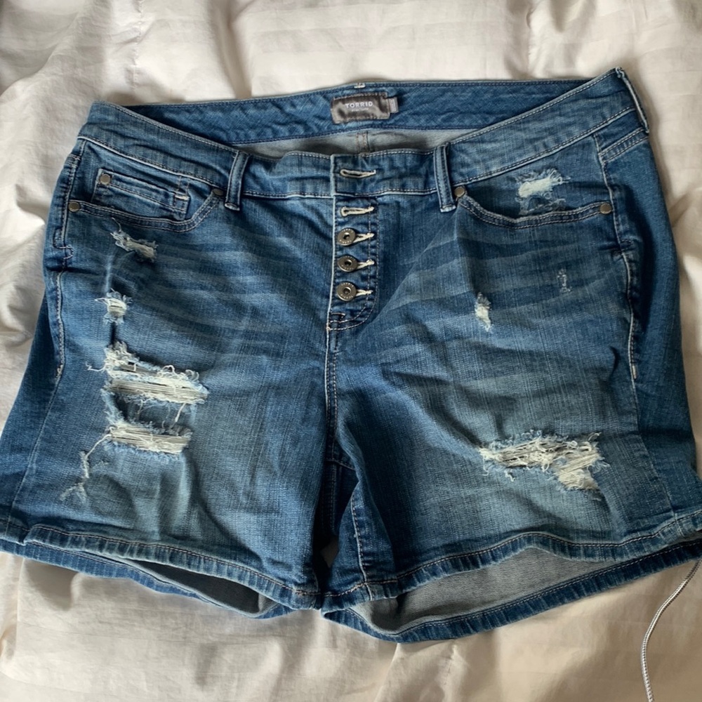 Torrid size 18 Jean shorts